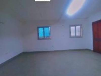 Vaste appartement a louer dans les environs de deido, Douala